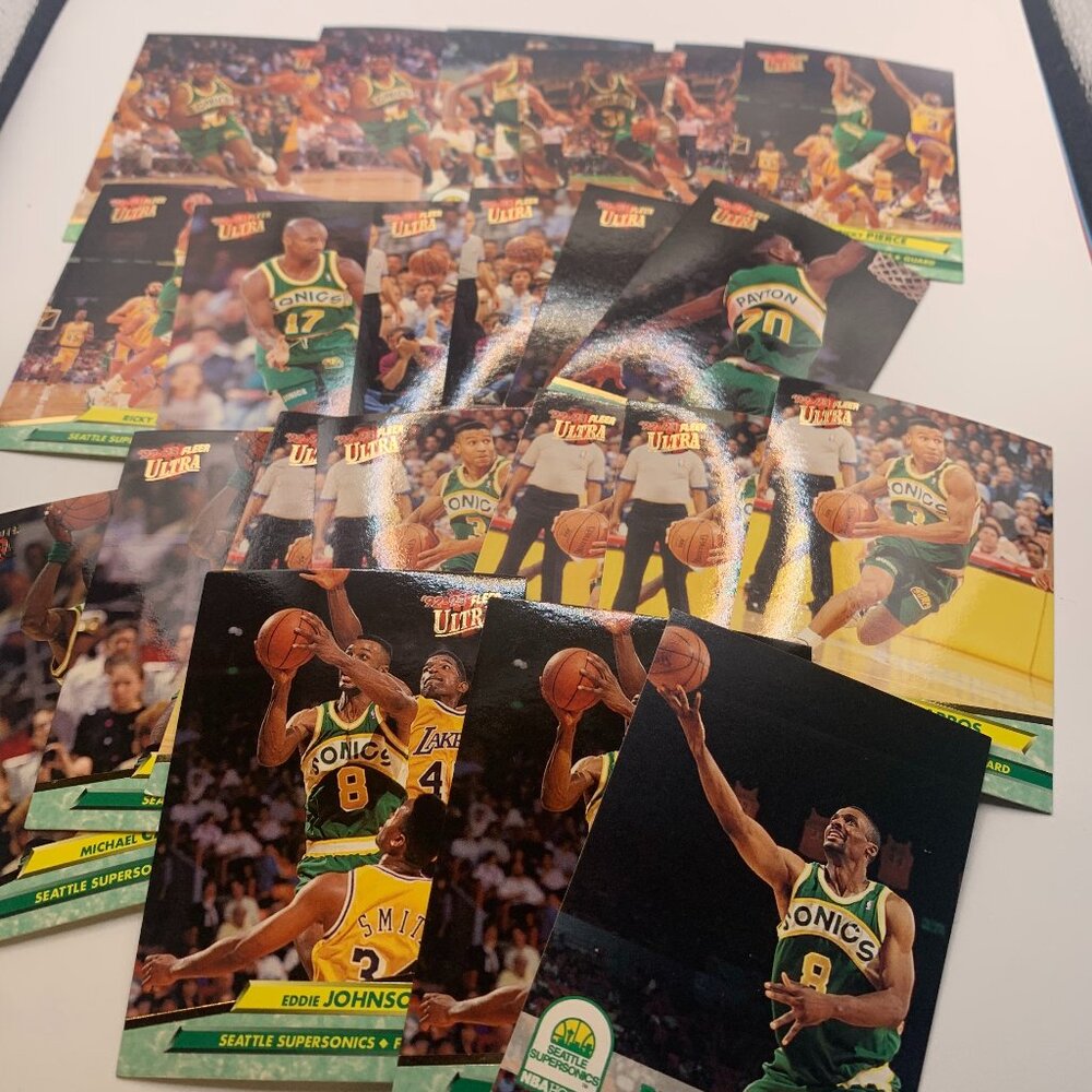 22ct 1992-1993 Ultra Fleer Seattle Supersonics Basketball Trading Cards NRMT